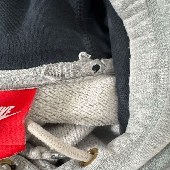 Nike Air Grey Pullover Thrashed Hoodie Size Small Cotton Blend Essential - Picture 11 of 16